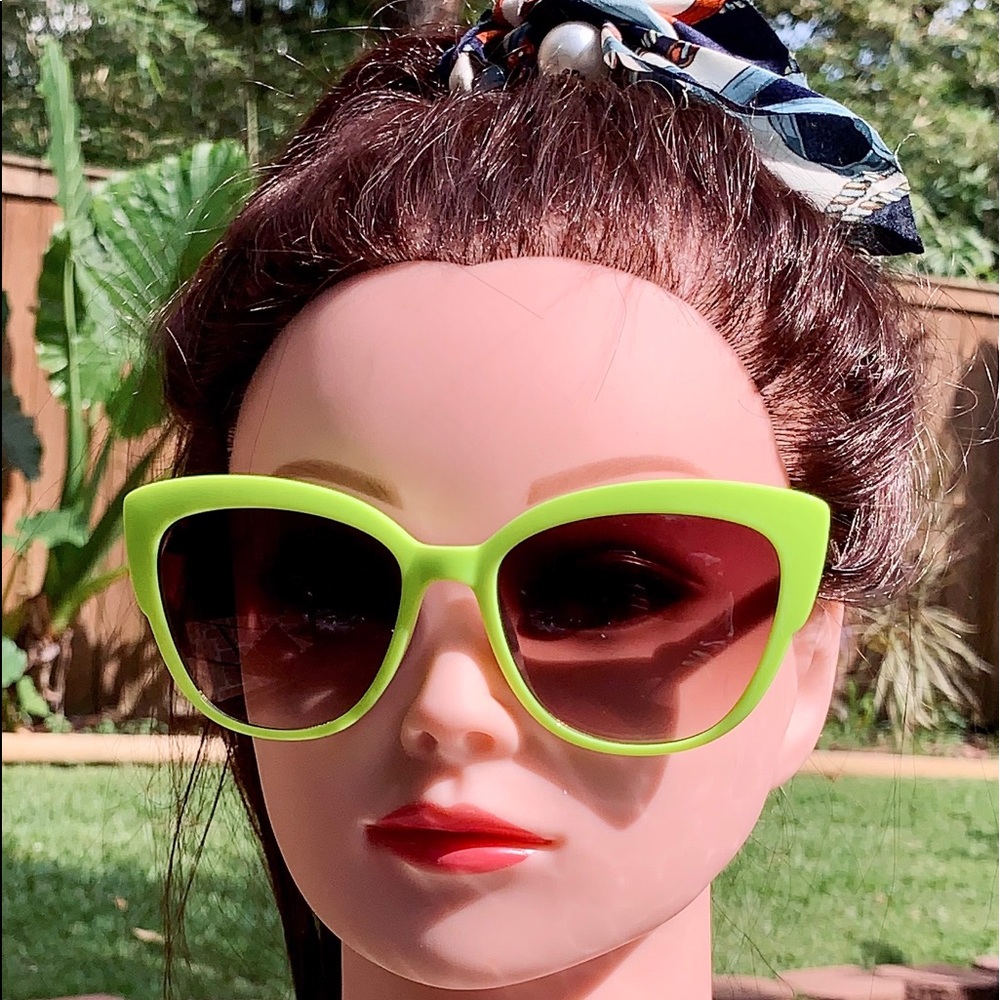 Women’s Lime Green Fun Fashion CatEye Sunglasses